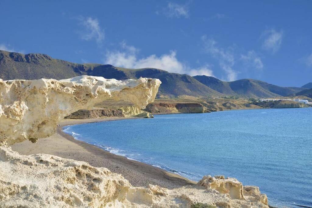 Atico Con Encanto En Cabo De Gata. A 100M De La Playa. كاربونيذاس المظهر الخارجي الصورة